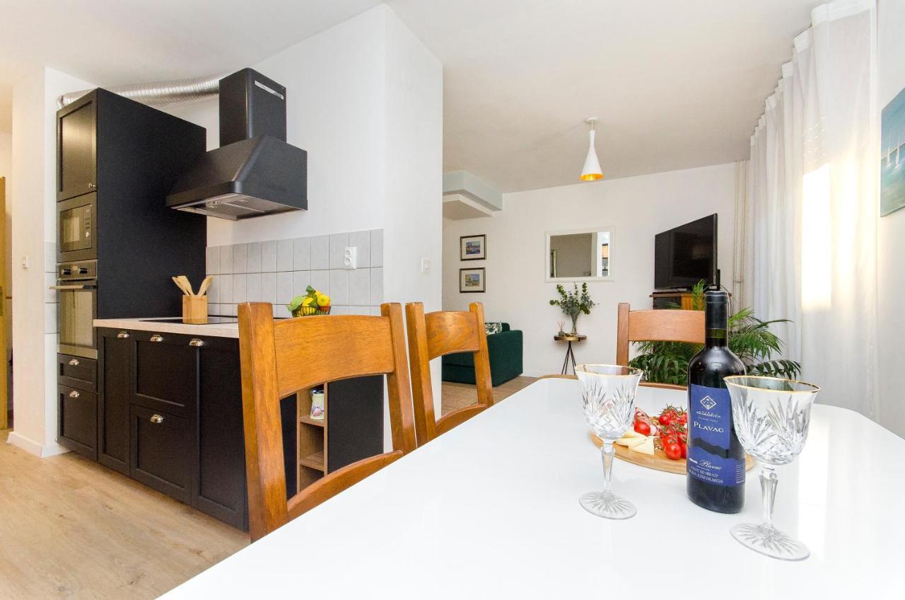 Maya Apartament *